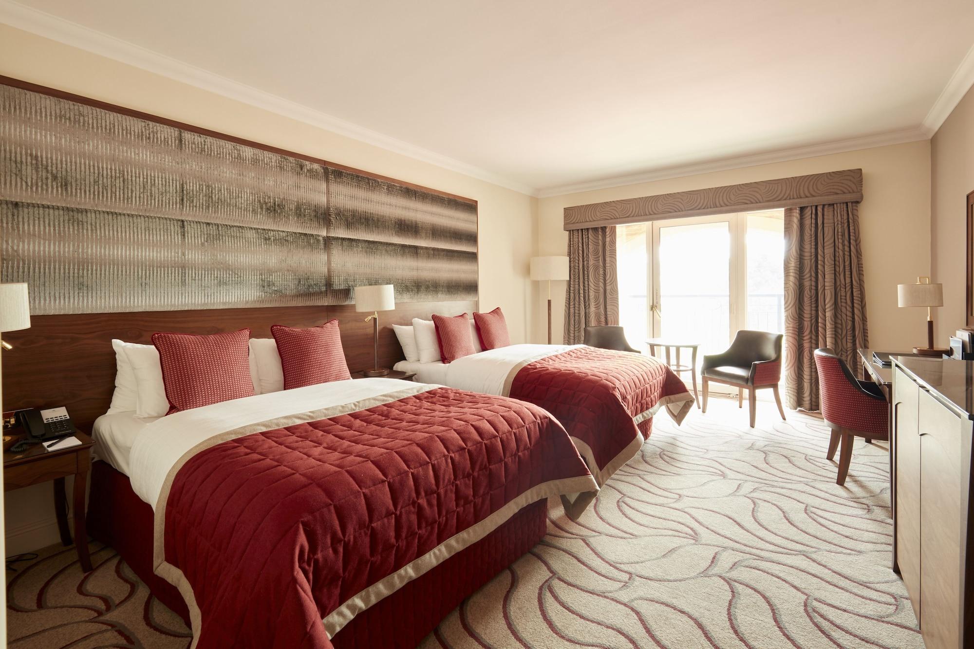 The Celtic Manor Resort Newport  Bagian luar foto A room at the hotel