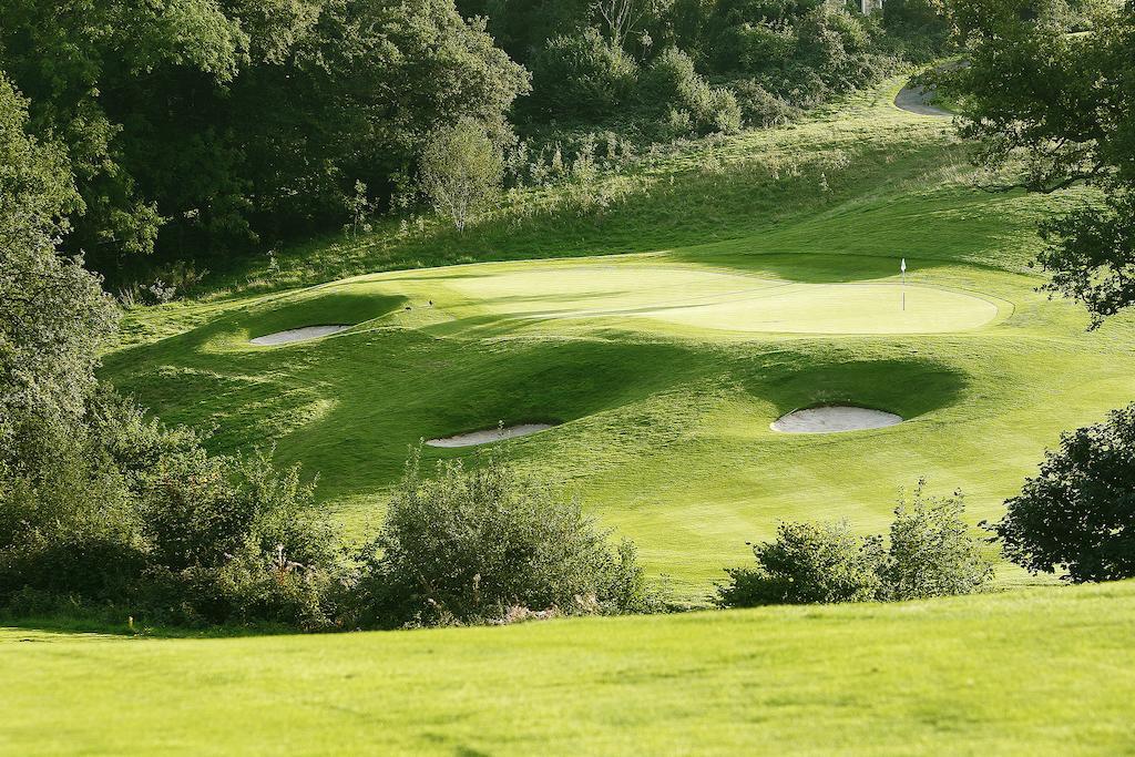 The Celtic Manor Resort Newport  Bagian luar foto The 18th green